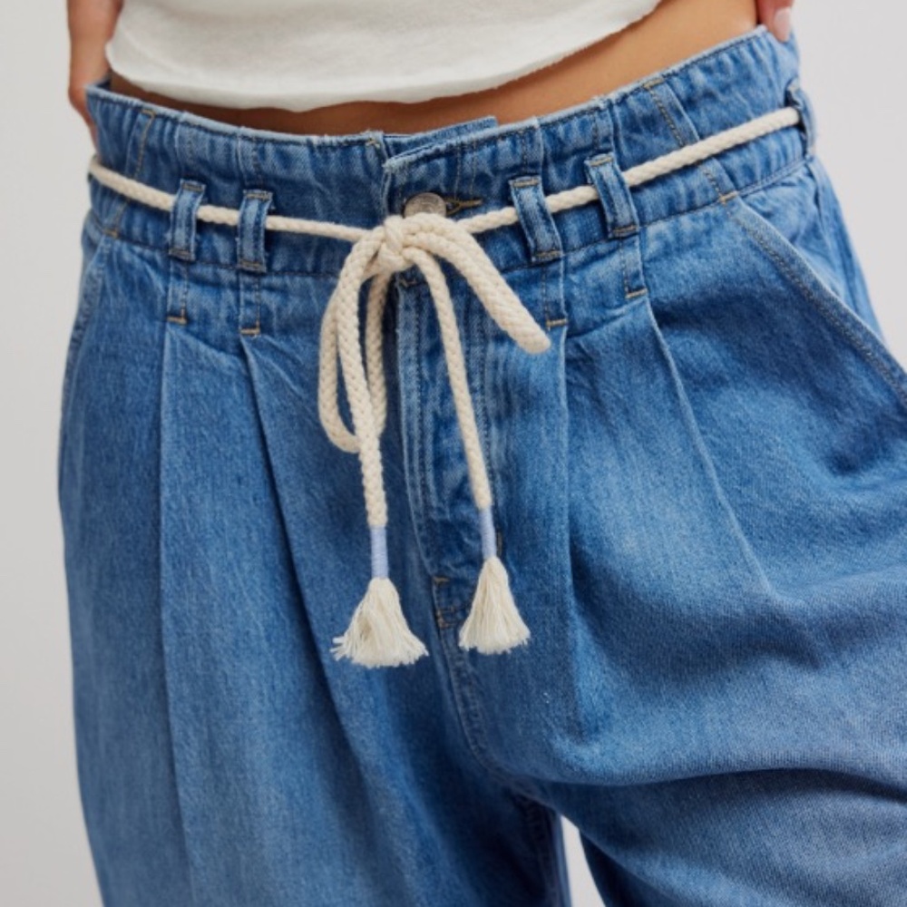 Free People We The Free Dakota Cinched Pull-On Wide-Leg Jeans Light Blue Size S - Picture 3 of 16